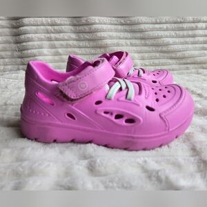 Stride Rite Kids Pink Shoes